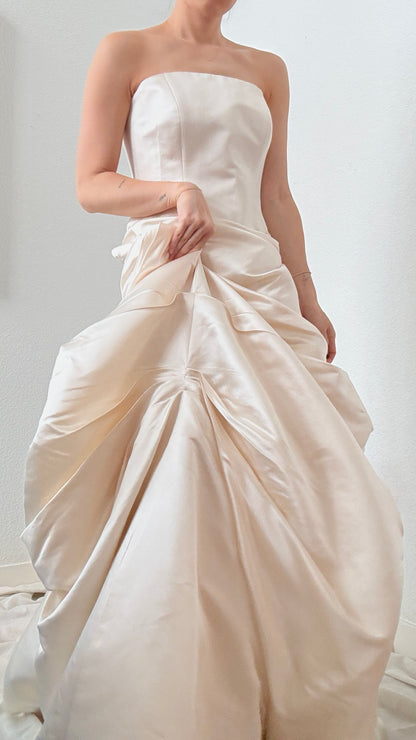 Silk Custom Jin Wang Wedding Gown