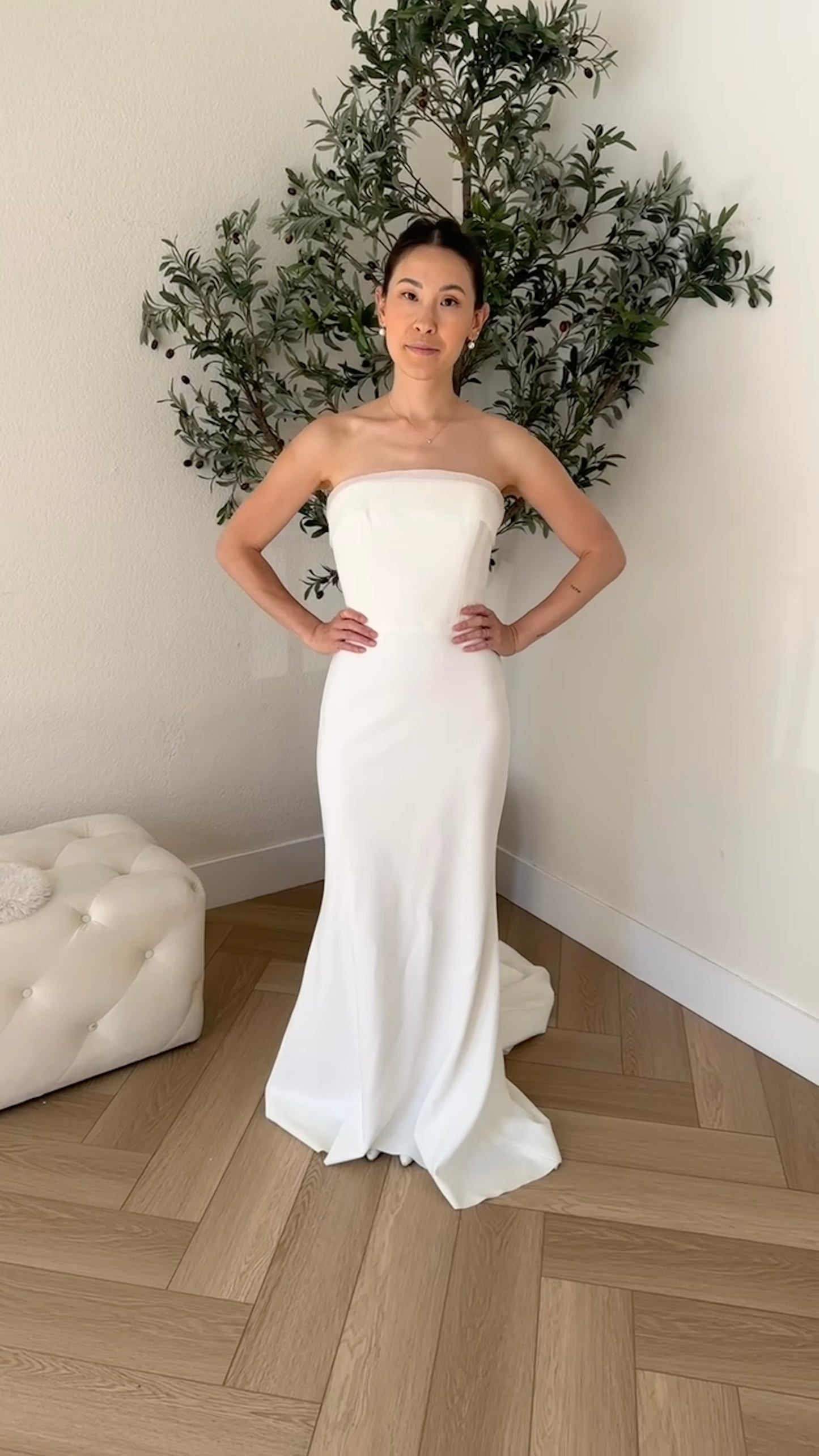 NEWHITE 'Fate' Strapless Gown