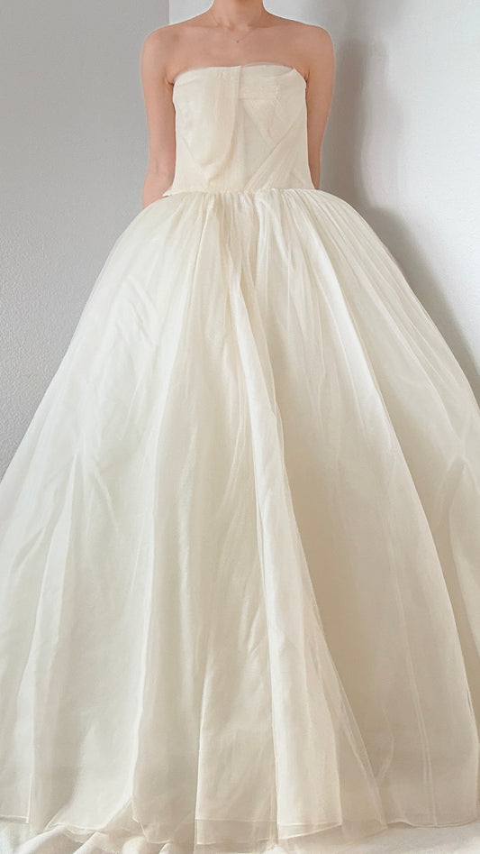 Vera Wang Harlow Wedding Gown